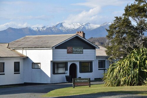 Гостиница Fiordland National Park Lodge