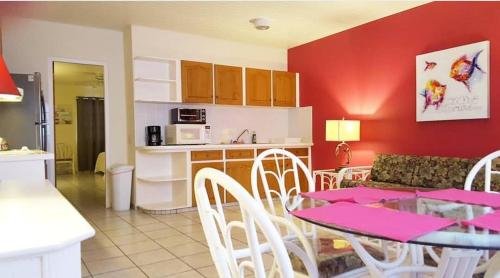 Фото Aruba Quality Apartments & Suites