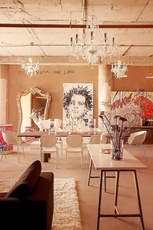 Фото The Franklin Loft Apartments