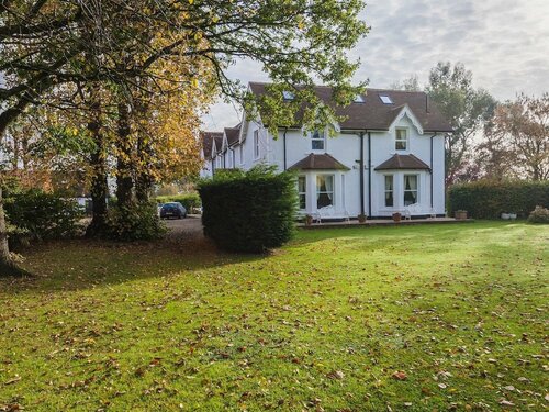 Гостиница Hookwood Lodge