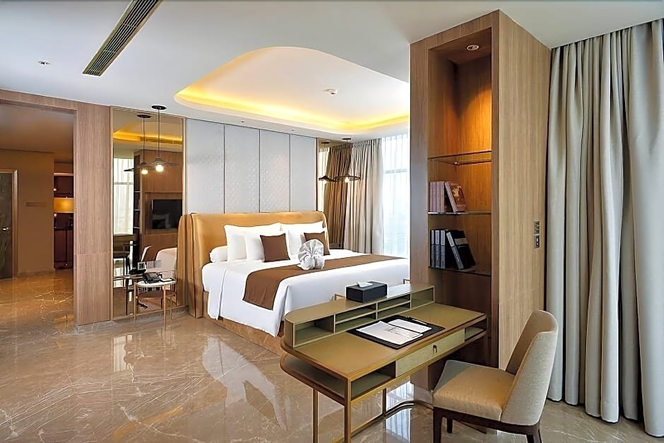 Фото Grand Dafam Surabaya