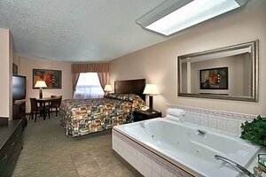Guest House Inn & Suites