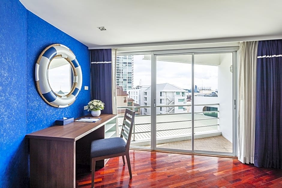 Фото A-One New Wing Hotel