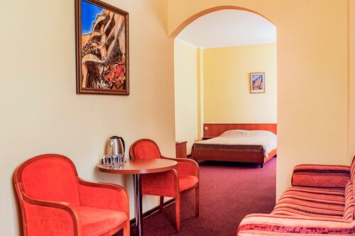 Гостиница Морской клуб в Небуге