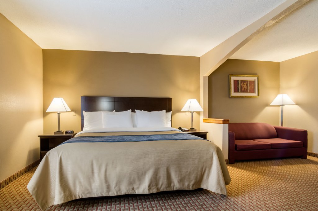 Фото Quality Inn I-70 Near Kansas Speedway