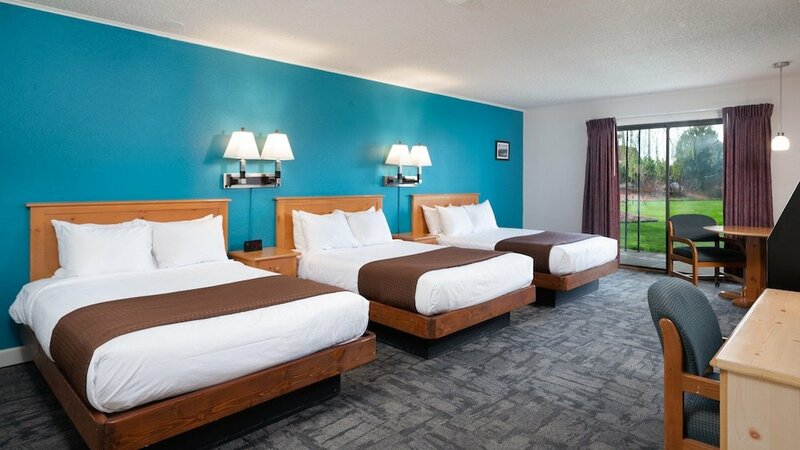 Гостиница The Sapphire Motel
