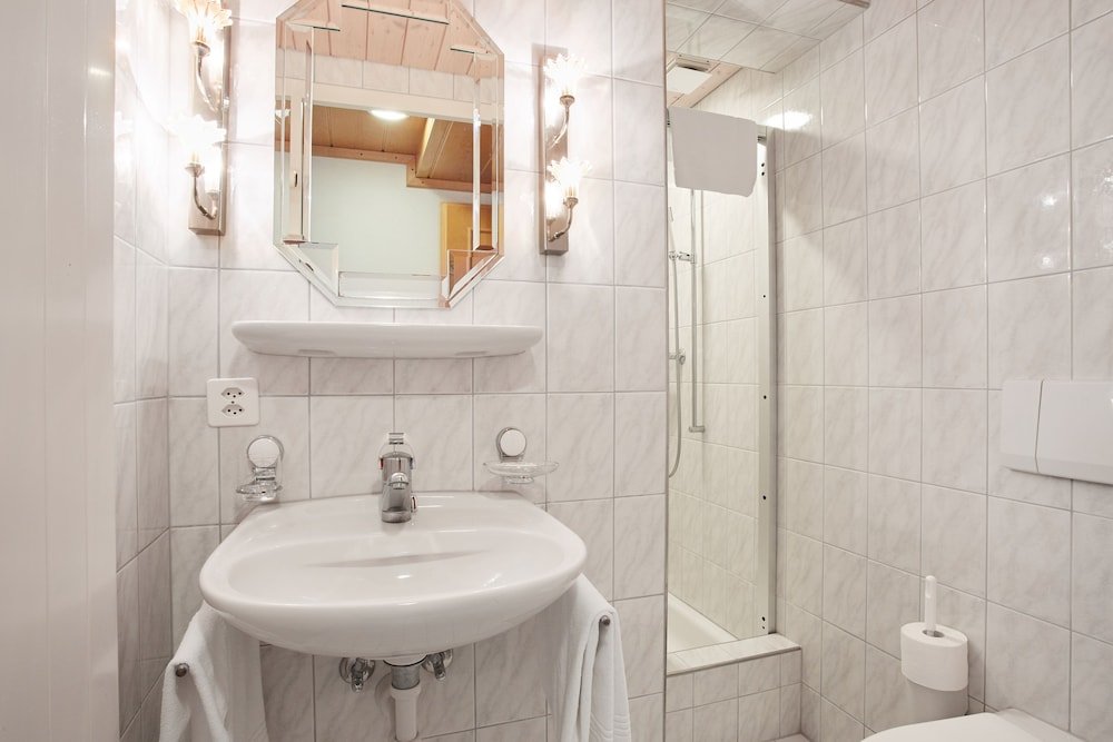 Фото Hotel zur Linde