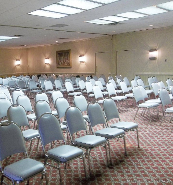 Фото Baymont by Wyndham Northwood