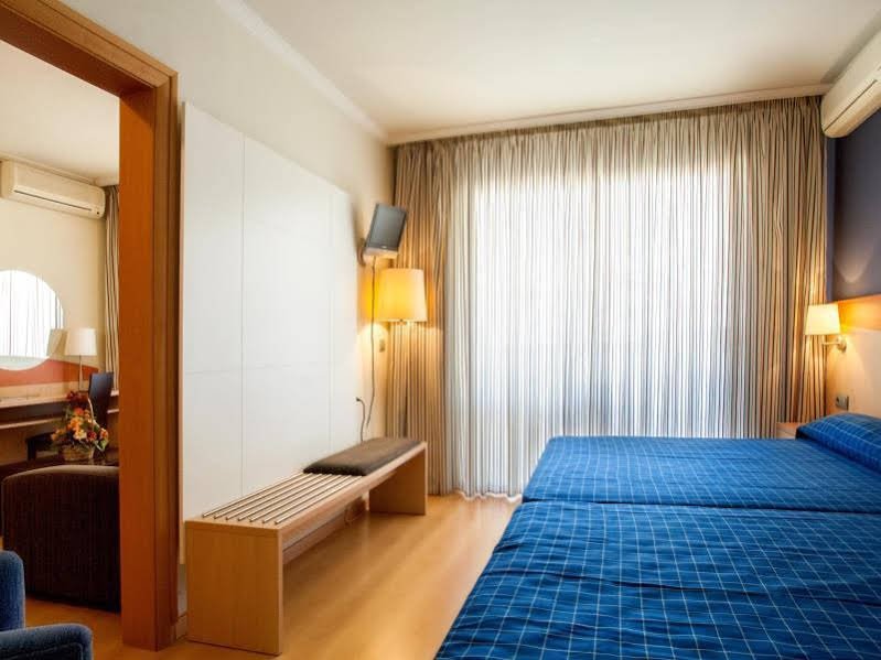 Фото Evenia President Hotel