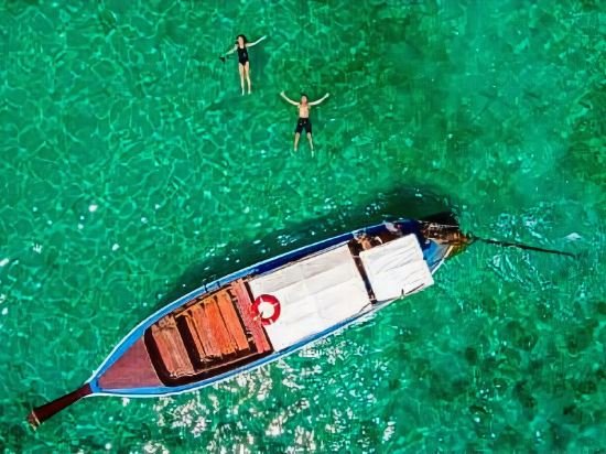 Фото The Cove Phi Phi