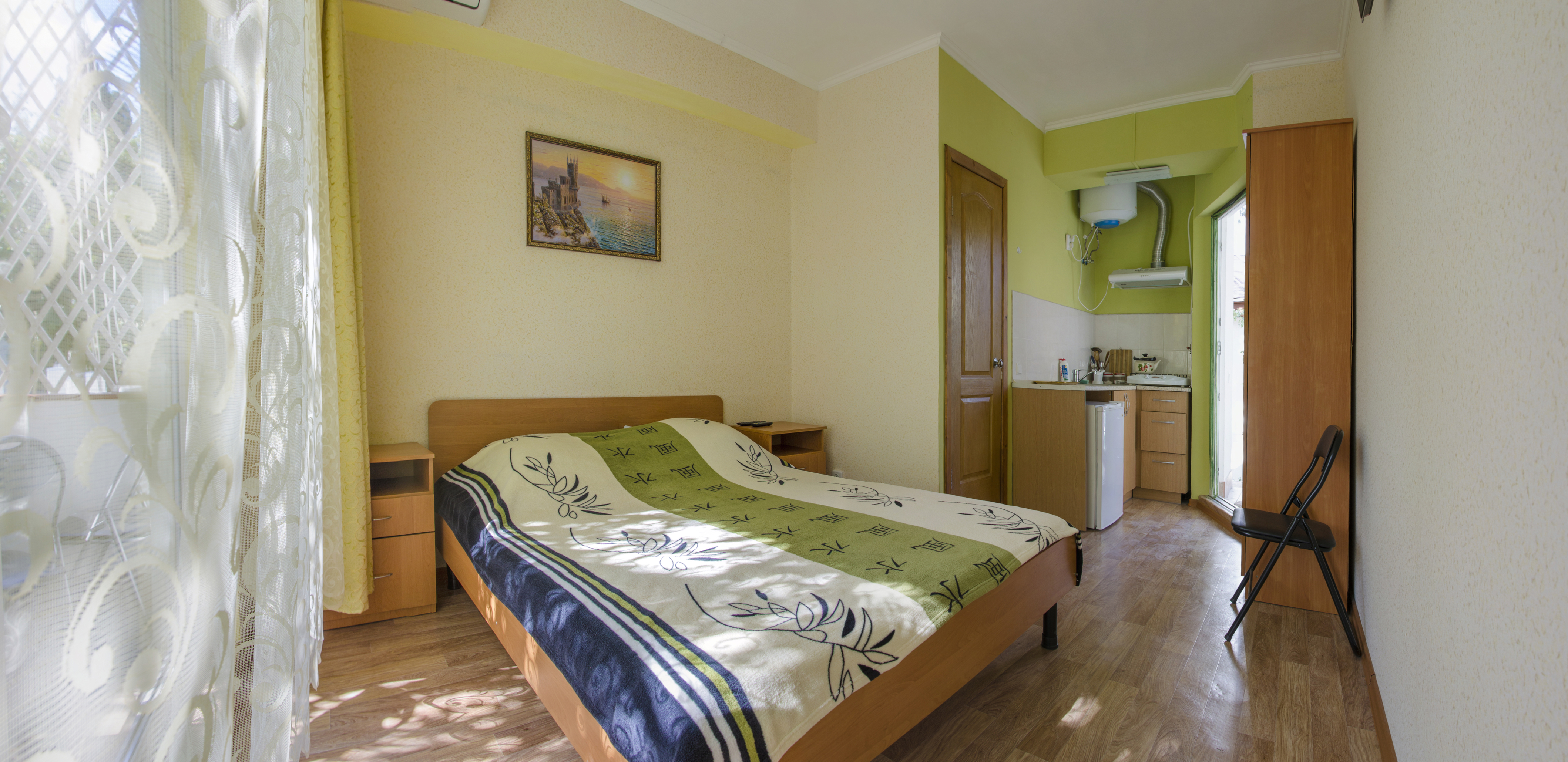 Фото отеля 1