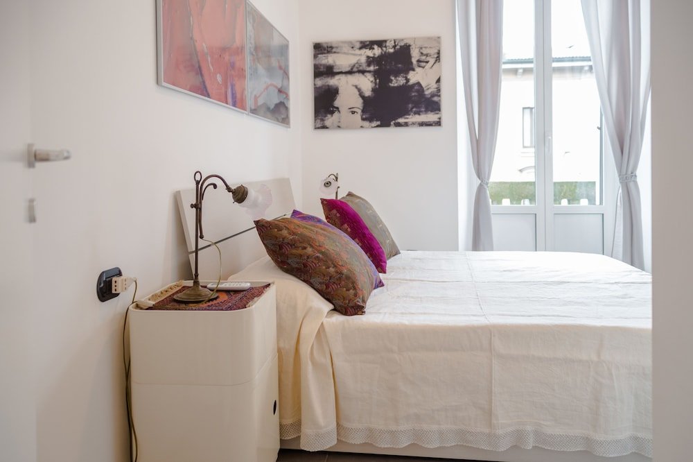 Фото Mia Aparthotel