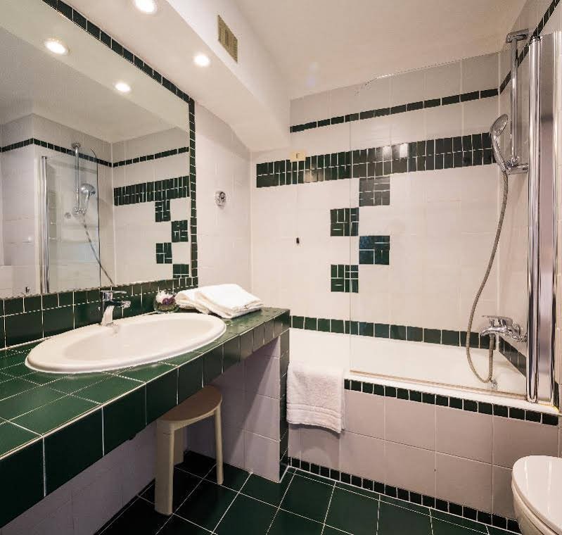 Фото Hotel Blaise & Francis