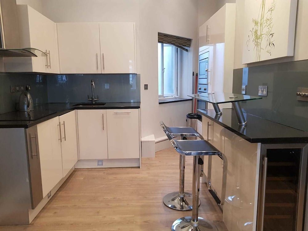 Фото Harrods Luxury Apartments