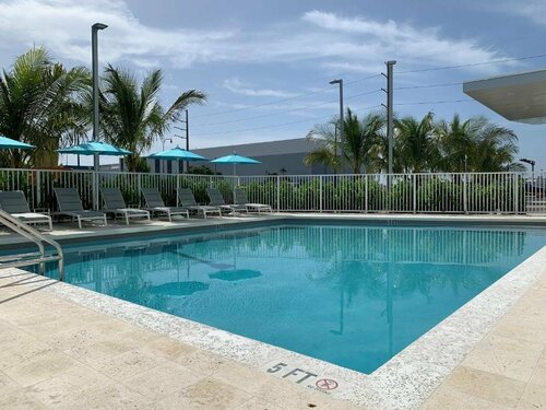 Гостиница Wyndham Garden Miami International Airport