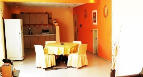 Фото Chez Elena Guesthouse