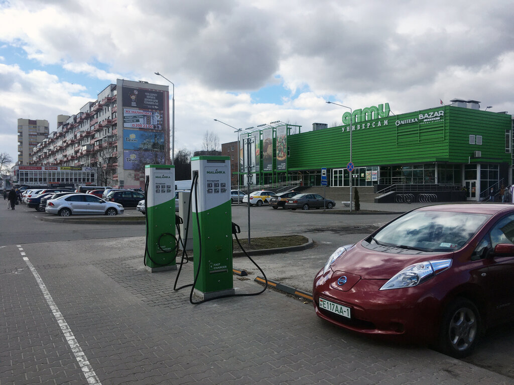 Electric car charging station Malanka, Brest, photo