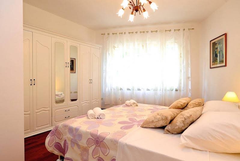 Фото Galeria Valeria Seaside Hotel