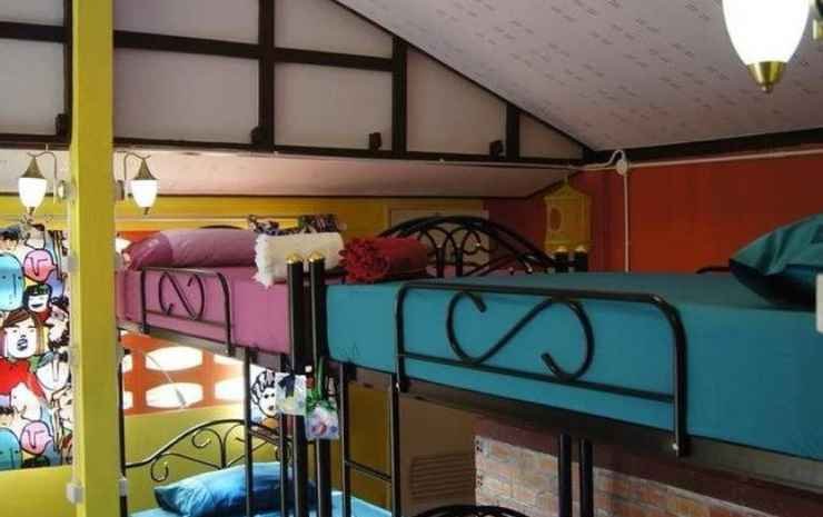 Фото Dorm Des Fleurs Hostel