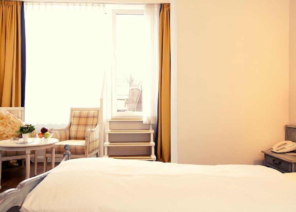 Фото Hotel Holsteiner Hof