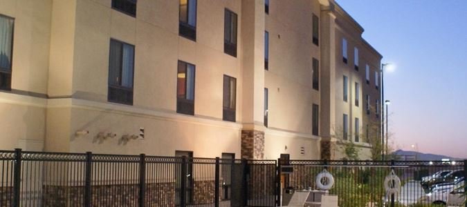 Фото Hampton Inn Las Vegas North Speedway