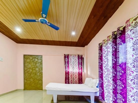 Фото Spot On 61644 Hotel Kumar Kripa