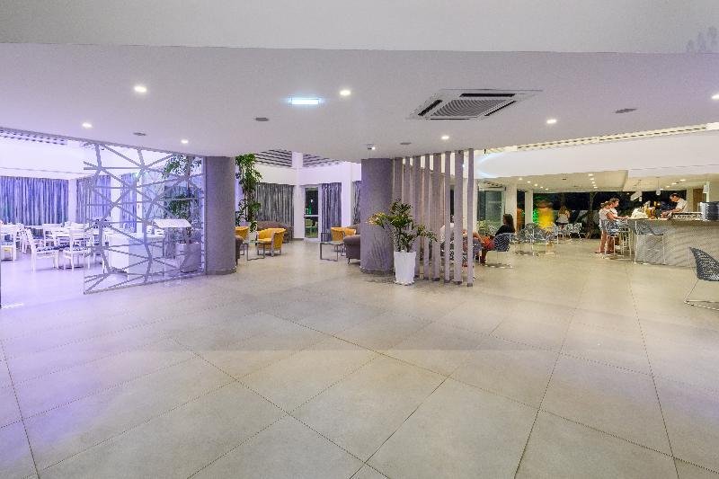 Фото Tasia Maris Sands