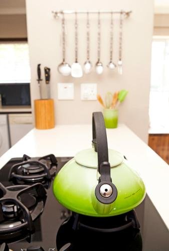 Фото Whale Bay Villa