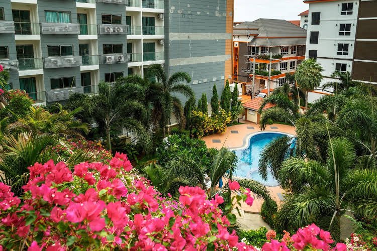 Фото отеля 1