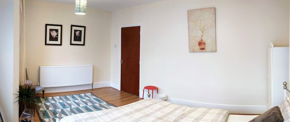 Фото TopHome Finsbury Park