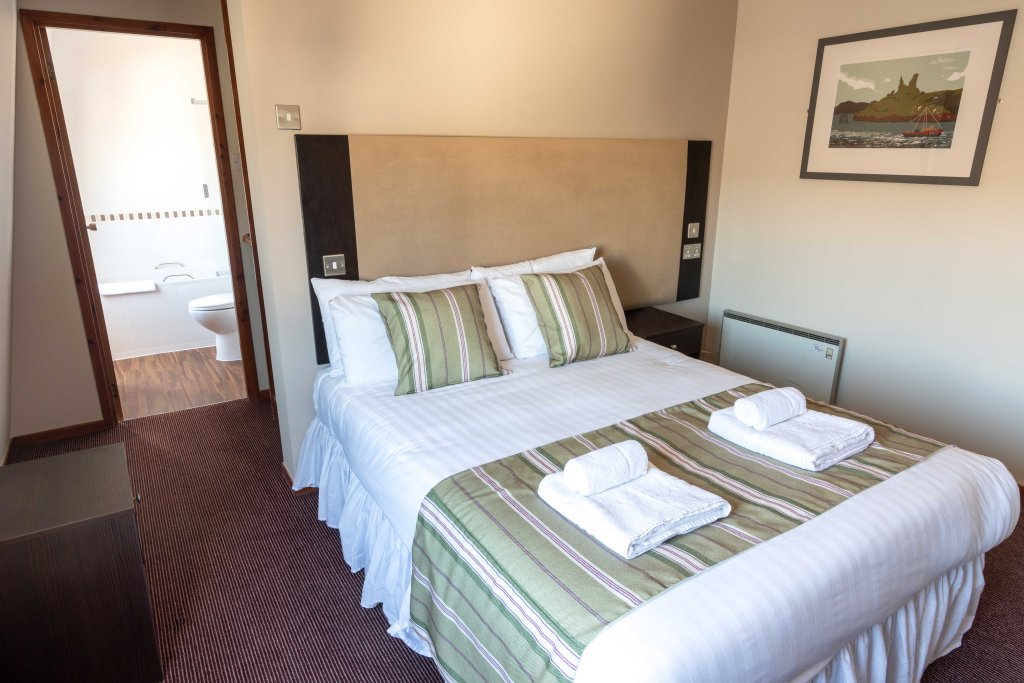 Фото Kings Arms Hotel