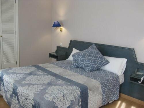 Гостиница Hotel Inca в Сарагосе
