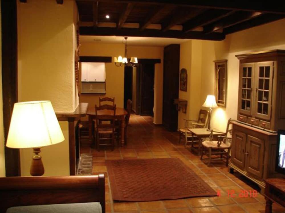 Фото Apartamentos Luxury Rumaykiyya Asn