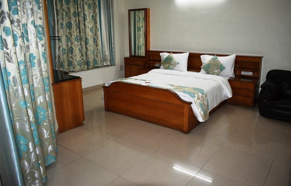 Фото Butterfly Hospitality Service Apartments