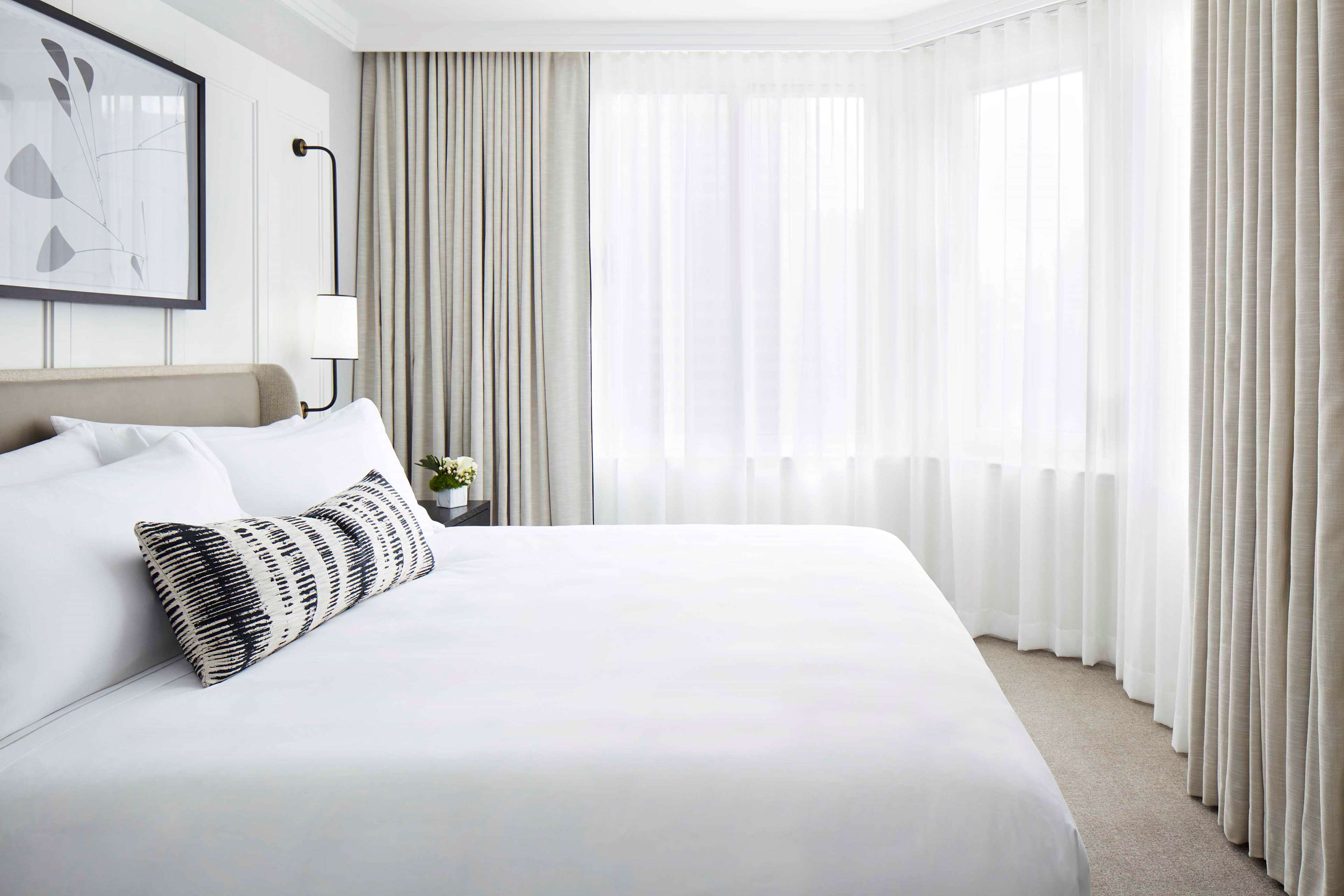 Фото Отель The Luxury Manhattan Midtown