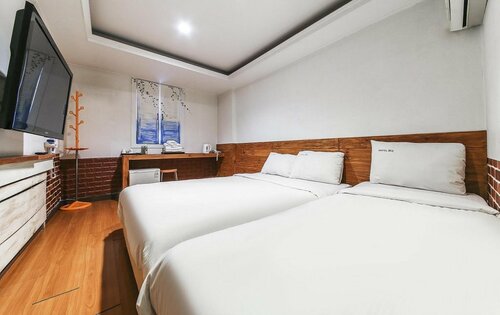 Гостиница Hotel Biz Jongno в Сеуле