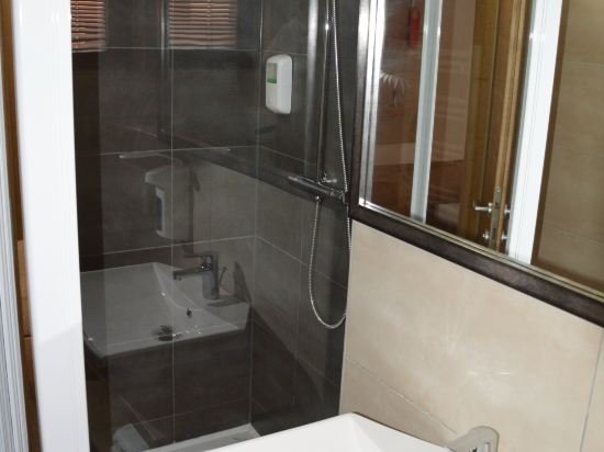 Фото Hotel Slovenj Gradec