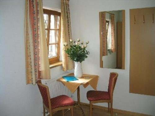 Внешний вид отеля Hotel Engl в Инсбруке, фото 3