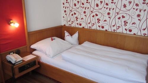 Фото Hotel Fränkischer Hof GmbH