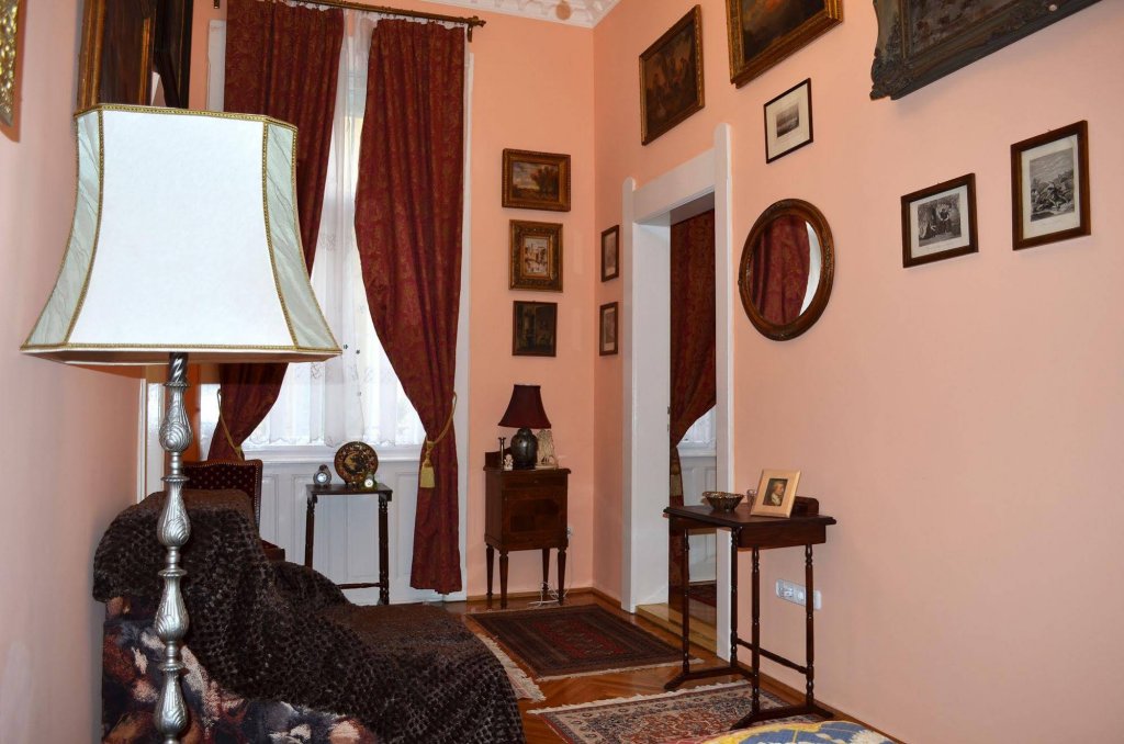 Фото Central Avenue Apartments