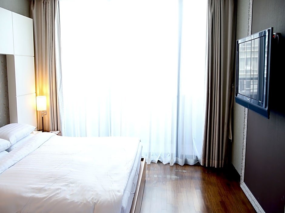 Фото Sunset Business Hotel