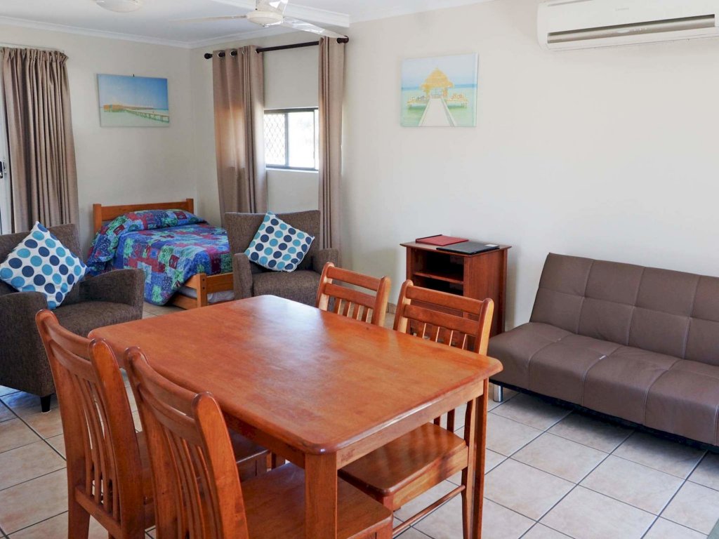 Фото Driftwood On The Beach