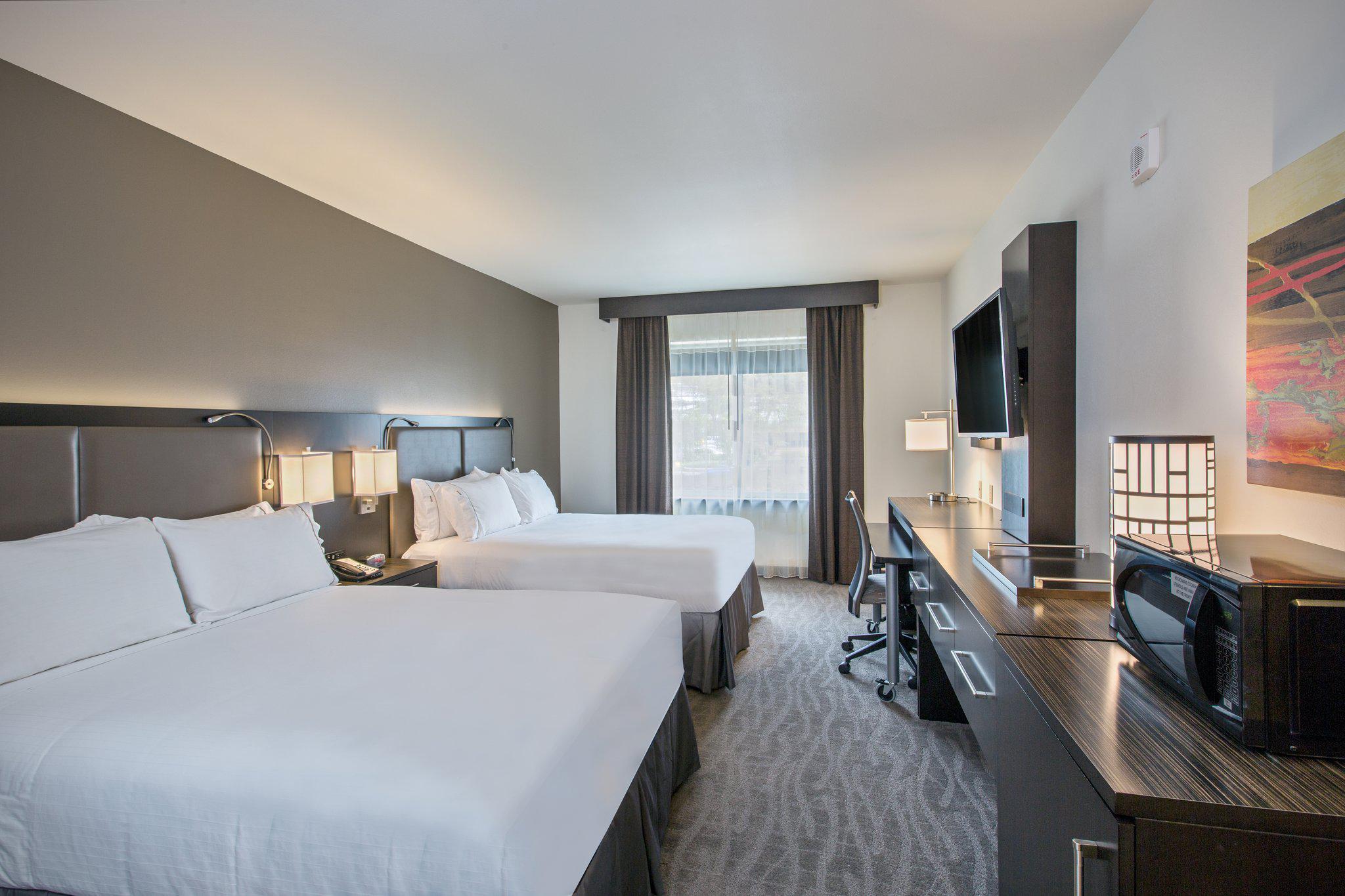 Фото Holiday Inn Express Hotel & Suites Kailua-Kona, an Ihg Hotel