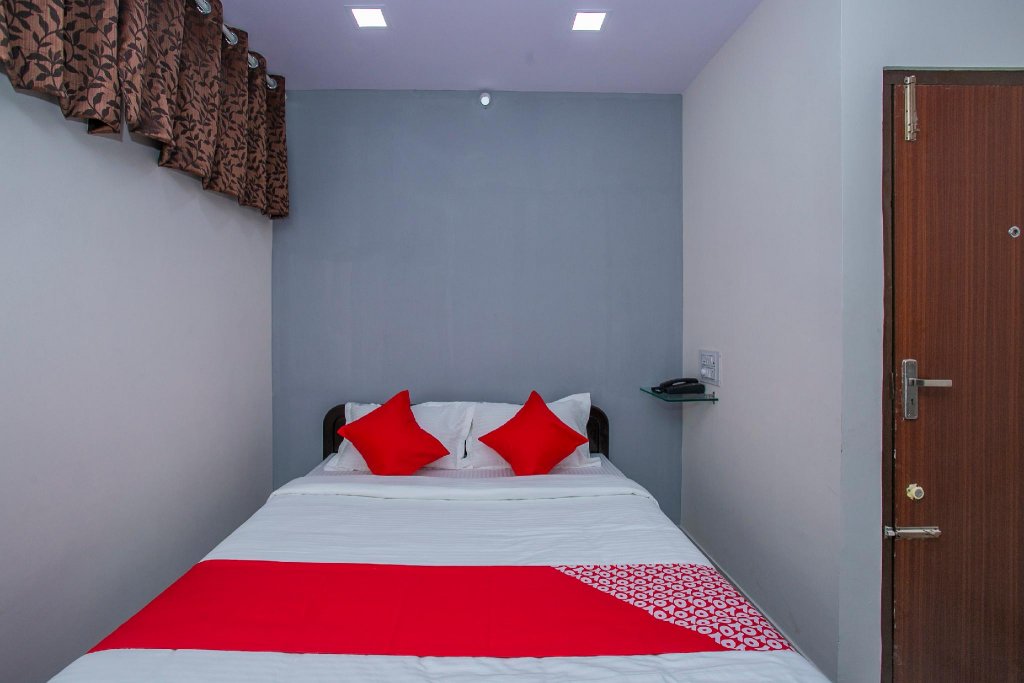 Фото Oyo 19934 Hotel Golden Arch