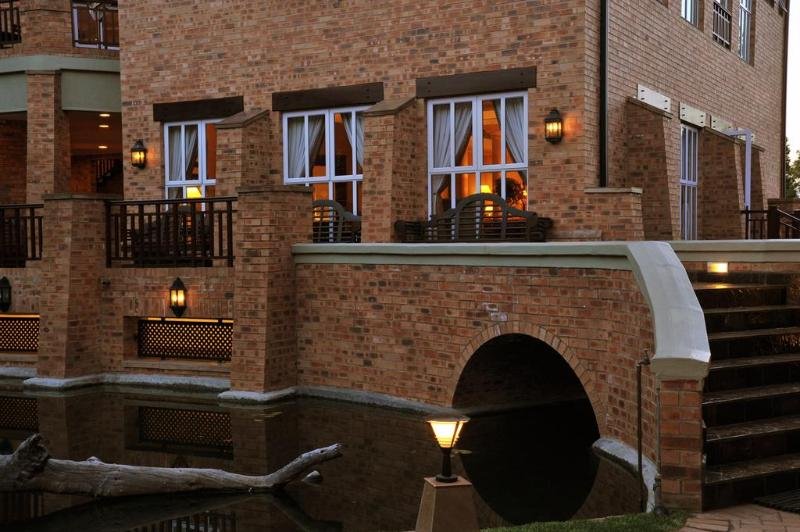 Фото Premier Hotel Quatermain