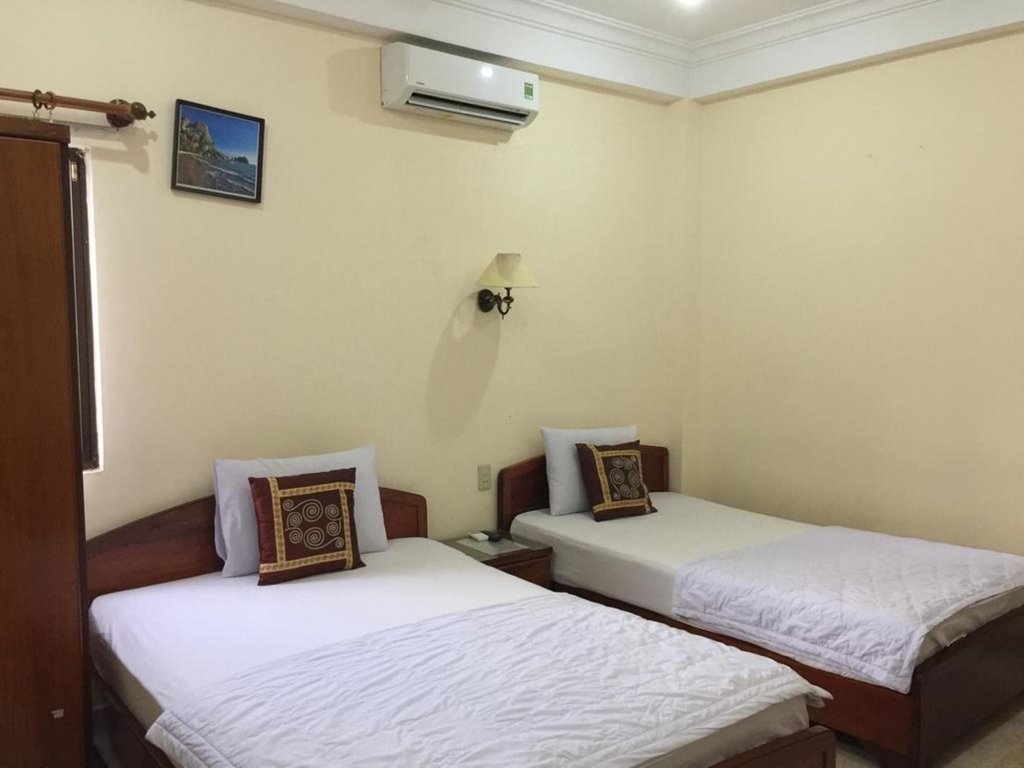 Фото Duyen Saigon Hotel