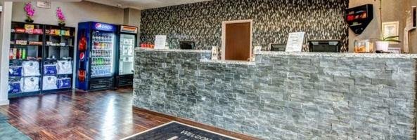 Фото Days Inn by Wyndham Regina Airport West