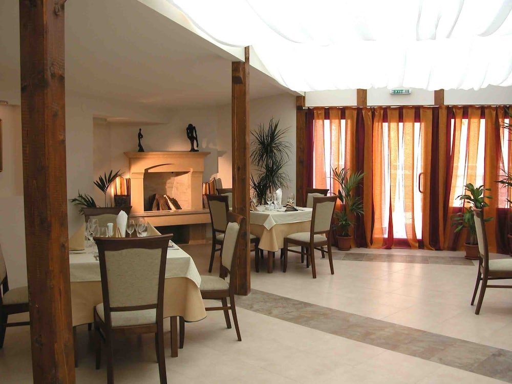 Фото Legends Hotel Sofia