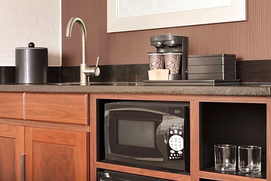 Фото Embassy Suites Baltimore-Downtown