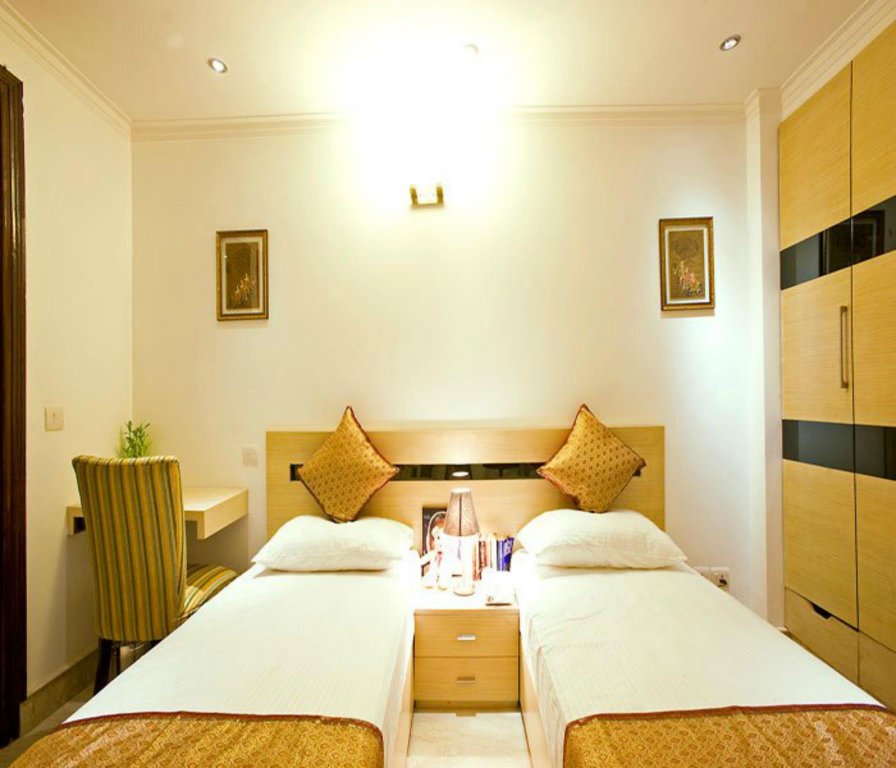 Фото Evergreen Suites